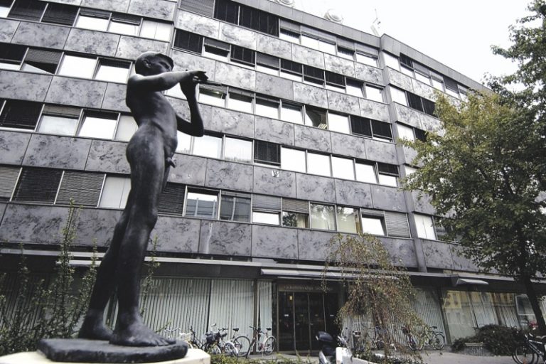 RTV naročnina – obvezna tlaka državljanov Slovenije